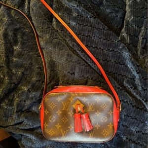 Louis Vuitton Saintonge Crossbody Bag